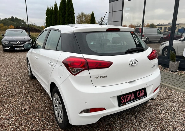 Hyundai i20 cena 33900 przebieg: 168000, rok produkcji 2017 z Goleniów małe 742